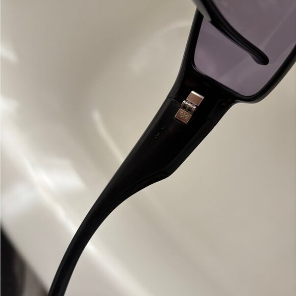 Vintage Y2K Black Dolce & Gabbana Sunglasses - Picture 8 of 10